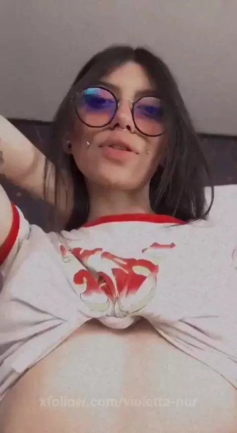 online and ready  to spend my time with u by violetta-nur