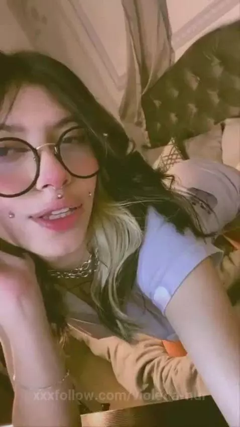 today I feel pretty by violetta-nur