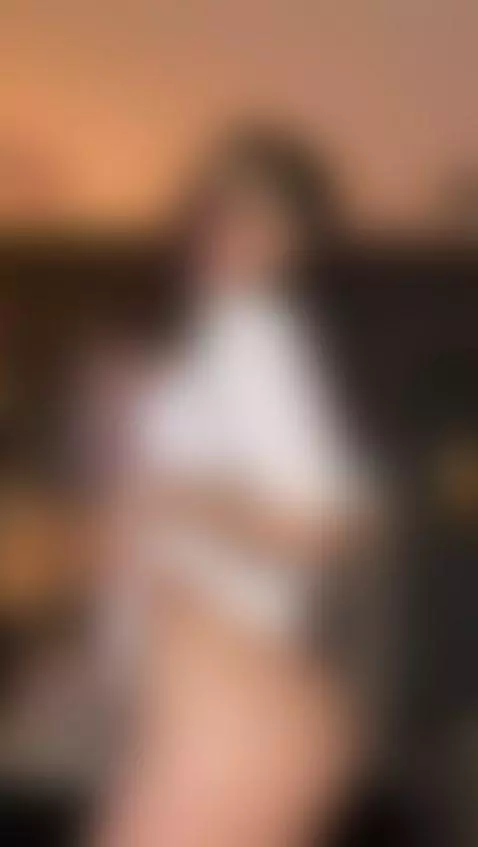 I really want you to eat it all and then cum on my back by violetta-nur