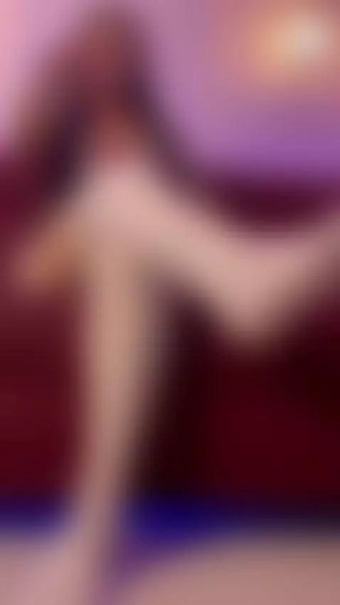 Let's end this year in the best way COME TO ME!!👑😍 by esmeraldagrace