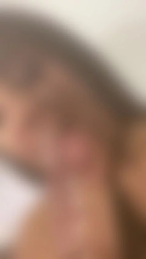 Mmmmm ñomi 😋 by agatarossii