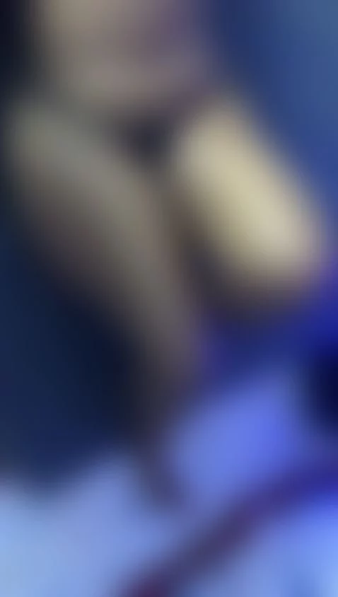 Online now! by natasha-colliins