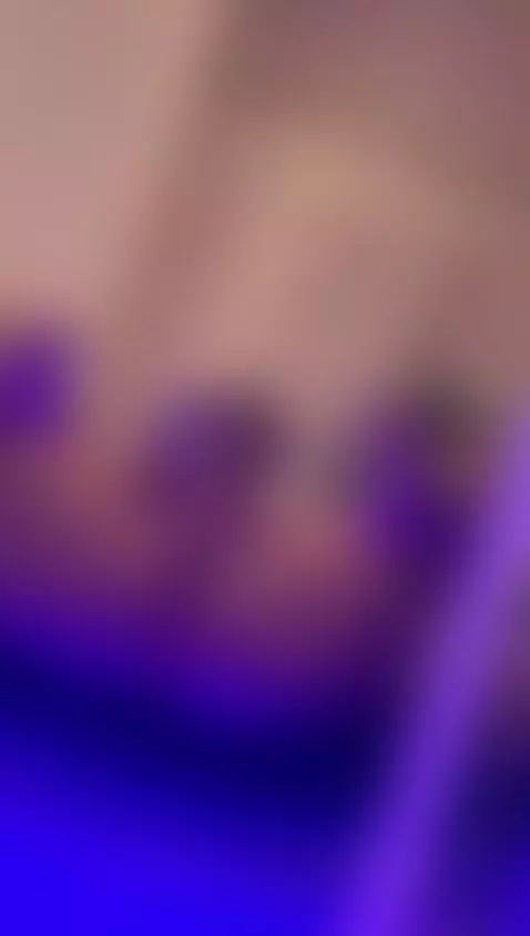 Do you want to penetrate this cute, tight pink pussy? by allisondoll