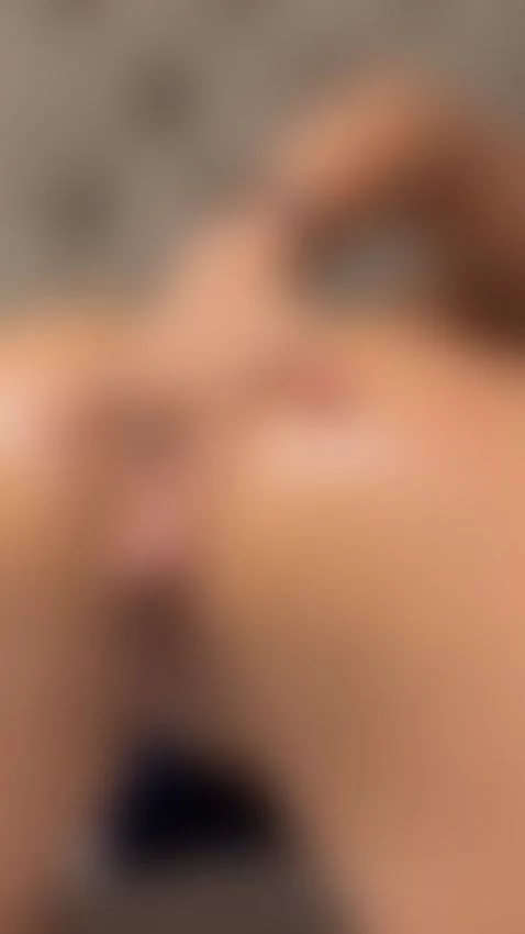 Me encanta jugar con mi culo 🍑 by allisondoll