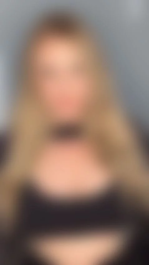 moreashlynn.com 🫵🏻🫦 by adoreashlynn