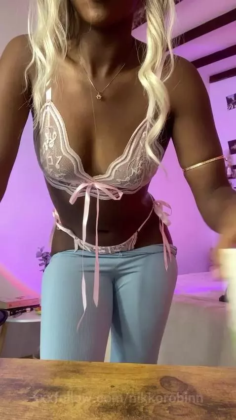 ☕☕ by nikkorobinn