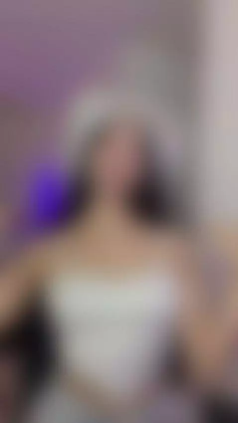 shawty look good in the mooninght ✨ by marianabranz