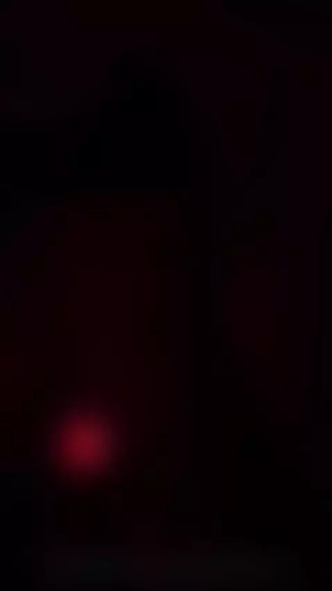 sigue ela luz roja 🔦🏃‍♂️ by marianabranz