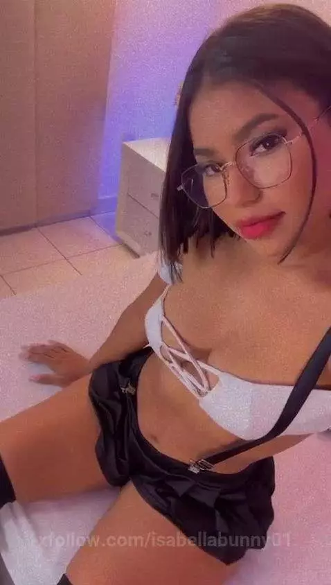 COME ON ! MAKE ME YOURS by isabellabunny01