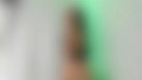 Let me caress you, and feel your body 💚👑 by jessymoore