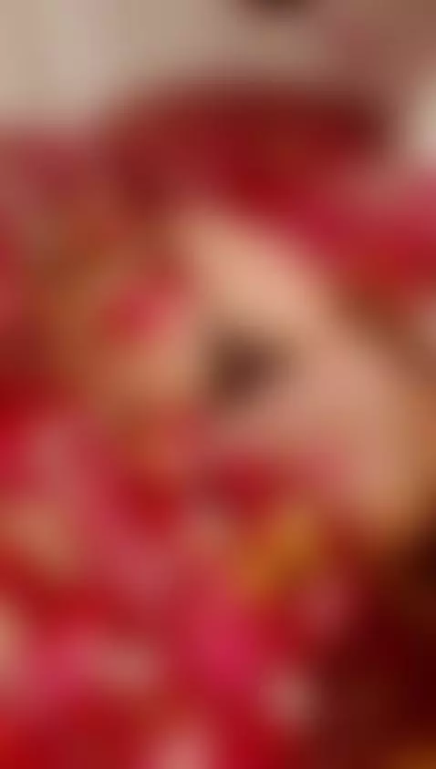 "Looking for beauty in the little things." by sabrina-cole