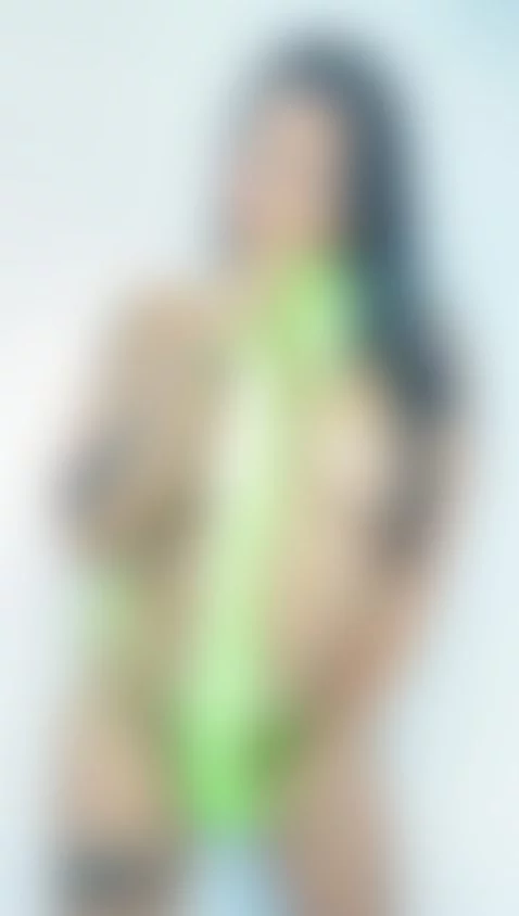 Online by valeensanchezz