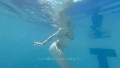 you want to see my ass coming out of the water by steffy-ks