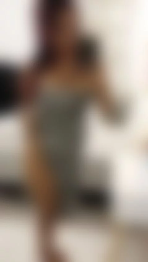 This kitten wants to fuck you all day 🖤🖤 by meitgomez