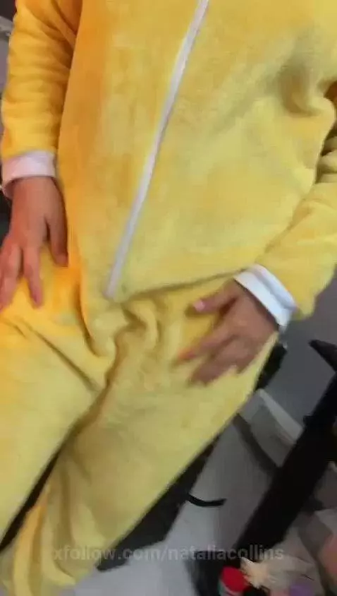 ❤️A slow kiss that takes us quickly to bed.💋 by nataliacollins