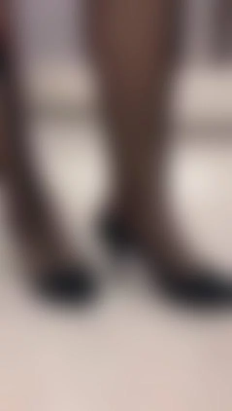 heels by esmeraldastreem