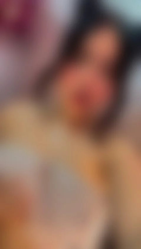 I'm live by nicolle01