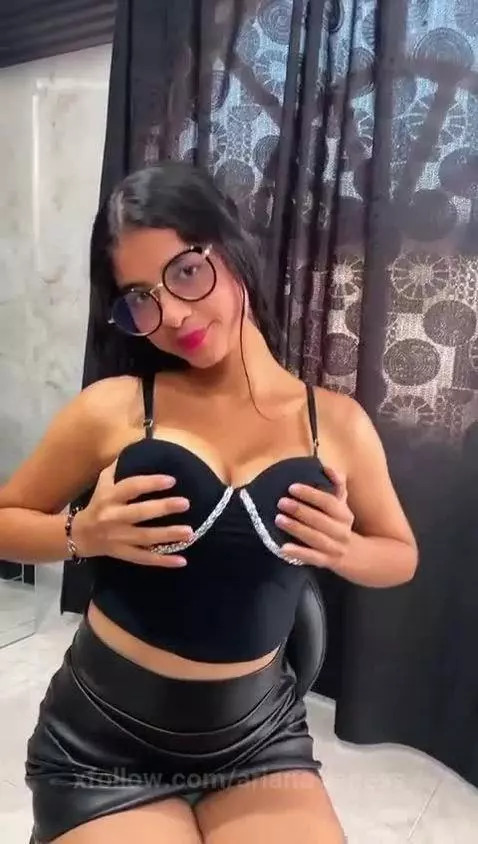 hello by ariana-janess