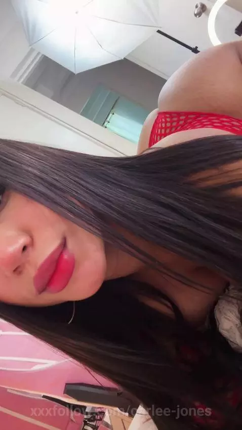 I'm waiting for you, are you coming? 😋😈 by carlee-jones