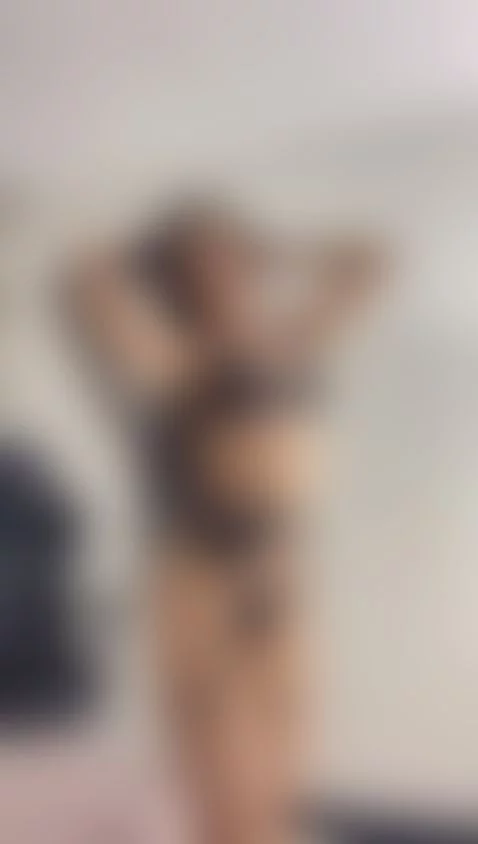 moving my butt by julieta-setman