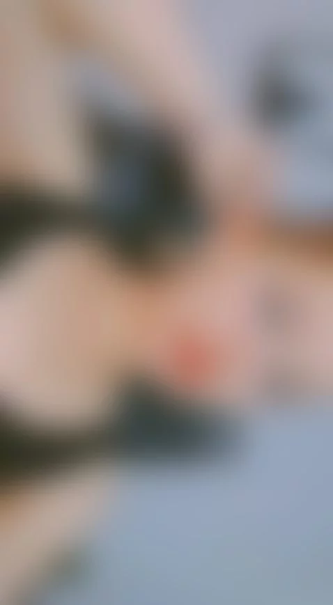 ONLINE NOW!!! by marietay