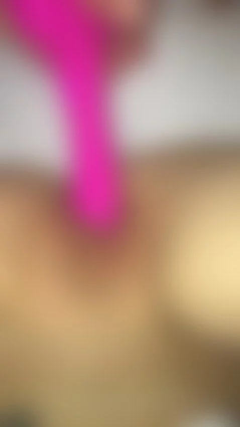 Juicy toy by lexijaydevip