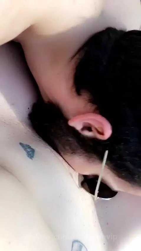 Yummm by lexijaydevip