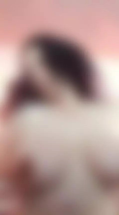 come and fuck this horny milf by aliciia-cute