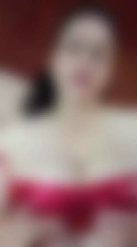 sexy milf by aliciia-cute