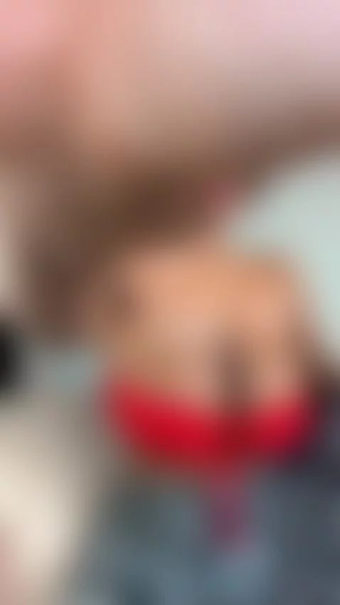 Big big big by laraa97