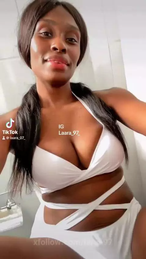 In the bed by laraa97