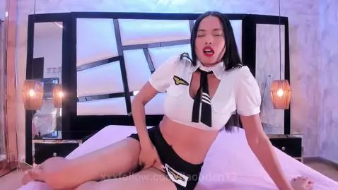 delicious hot girl wants to please you without limits and sq... by liaobrien12