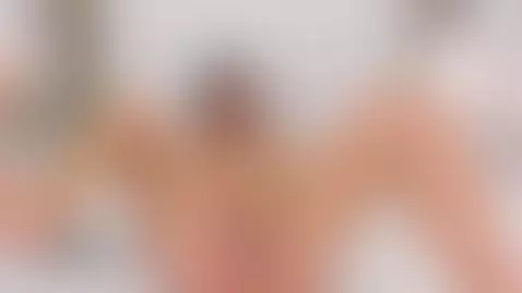 come and give pleasure to this hot pussy by liaobrien12