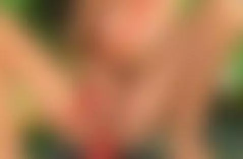 I squirted sooo hard 💦💦 my camera man was lucky enough to be... by cindy-yna