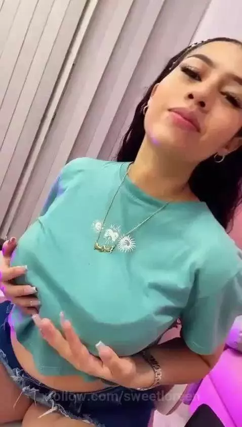 A sweet and special kiss for you💋 by sweetloreen