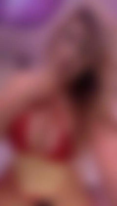 Come and touch my whole body, I want to be yours !! by leah-grey