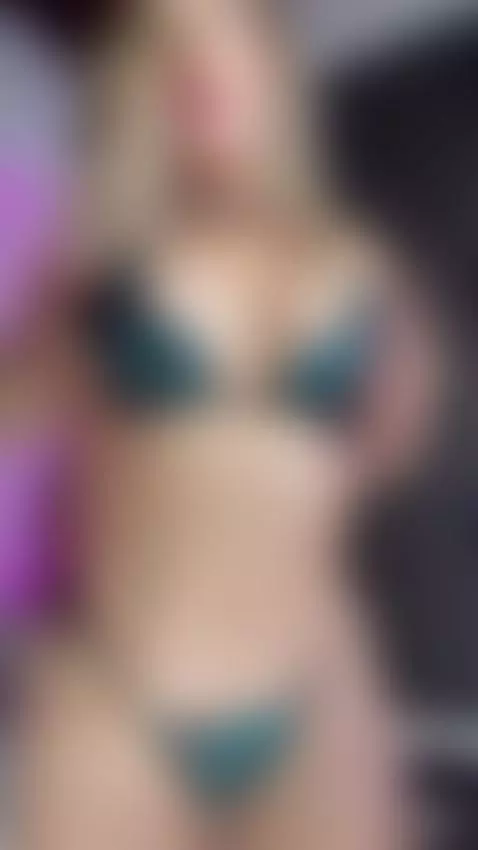 Hi, honey, I'm online now. I'm waiting for you so we can hav... by leah-grey