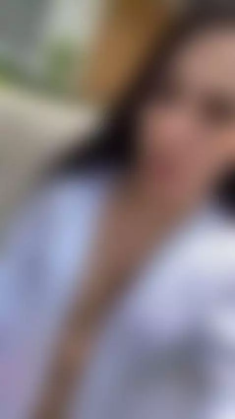 My loves, can you help me with your vote please in the first... by hellenferrer