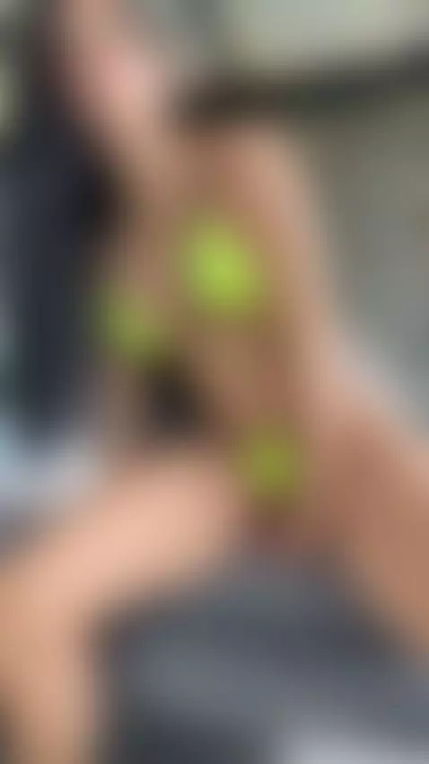 ttps://www.camsoda.com/Hellenferrer by hellenferrer