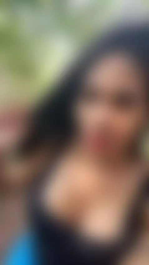 My loves, can you help me with your vote please in the first... by hellenferrer