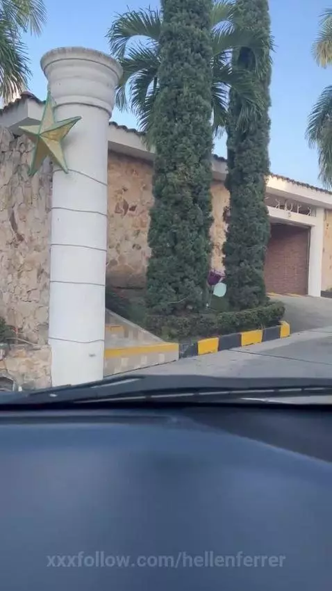 My loves, can you help me with your vote please in the first... by hellenferrer