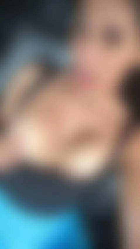 My loves, can you help me with your vote please in the first... by hellenferrer