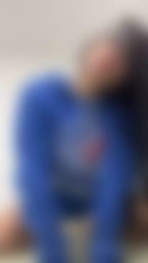 My loves, can you help me with your vote please in the first... by hellenferrer