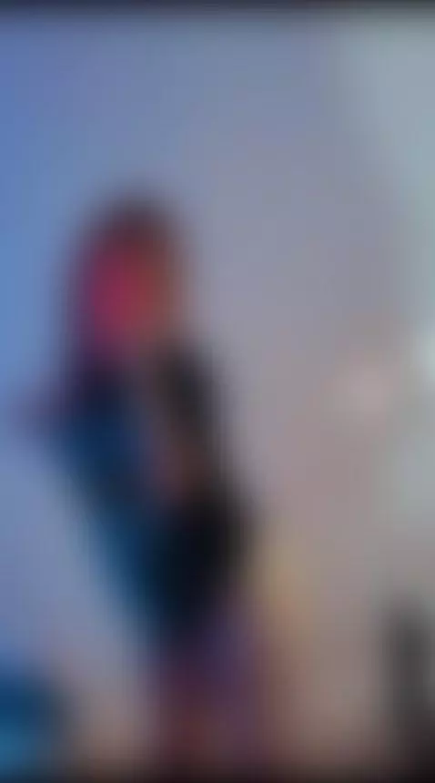 TWERK ON YOU by jade-bonet