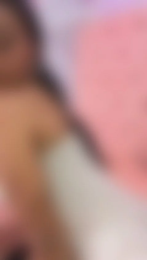 Hey daddy, today my ass wants to ride your delicious cock co... by ashlywilliams