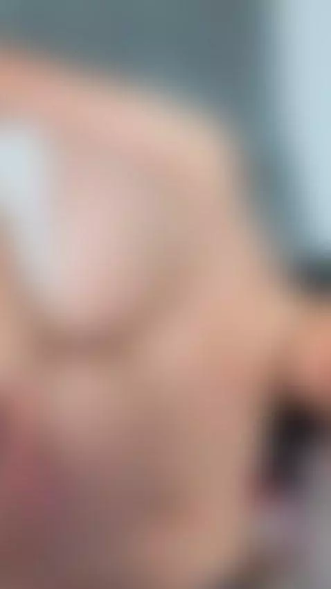 wanna shower with me? 💦 by kittyeyess