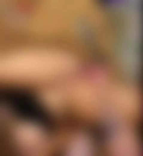 bad bitch with super wet pussy gets played with by txsizeshine