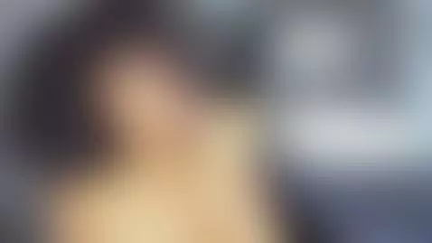 LET ME SUCK THAT DICK AND GIVE ME UR CUM IN MY MOUTH ! 🤤🔥 by stefa-fun