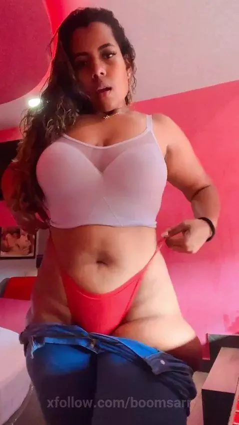 Hello 🤗 by boomsarr