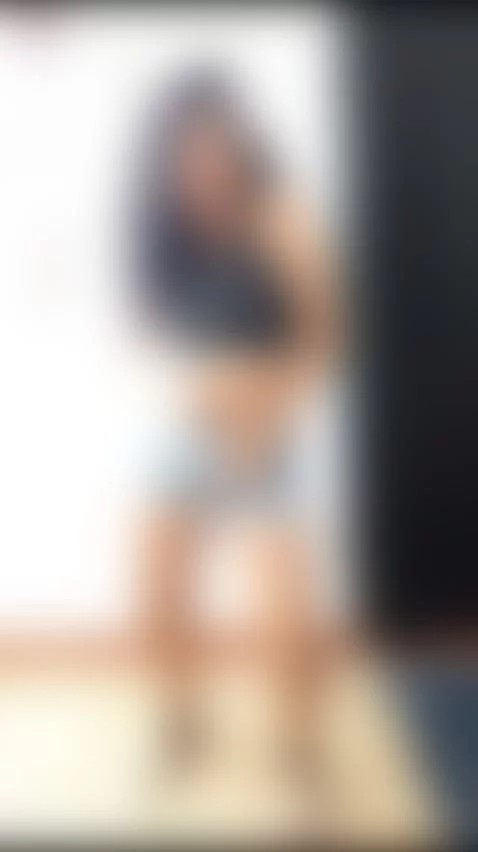 I'm online come see how sexy I am daddy 😈👅 by little-miiaa